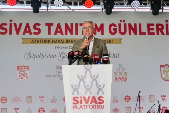 İstanbul’da Sivas Rüzgarı Esti.